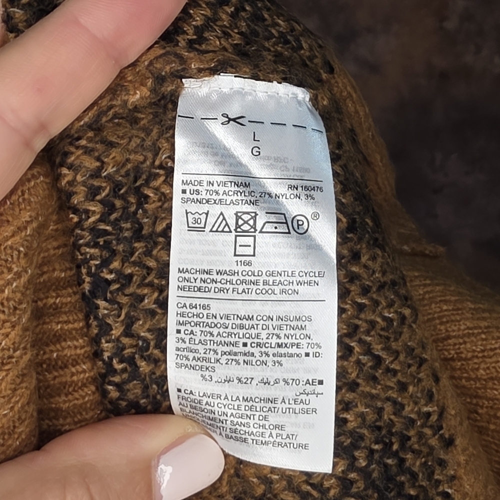 Old Navy Leopard Sweater Crew Neck Long Sleeves Brown Black Cheetah L - Picture 10 of 11
